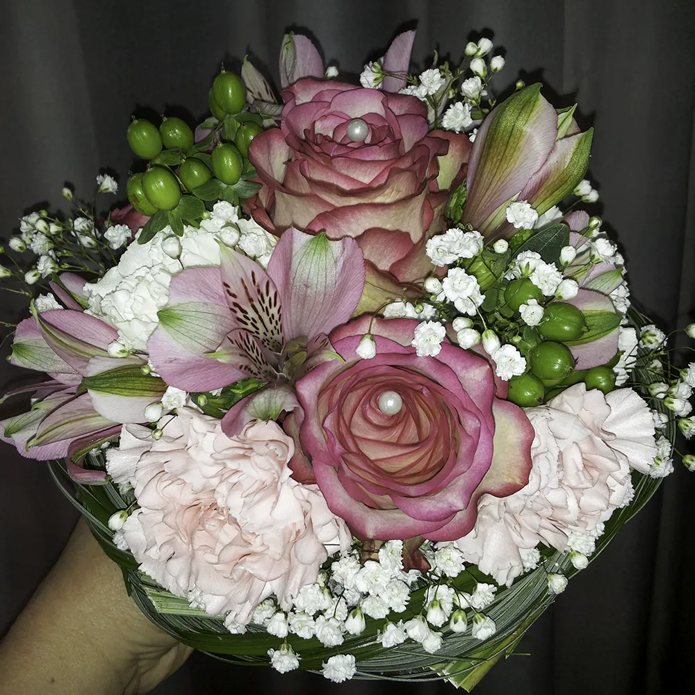 Blumenstrauß mit rosa Blumen